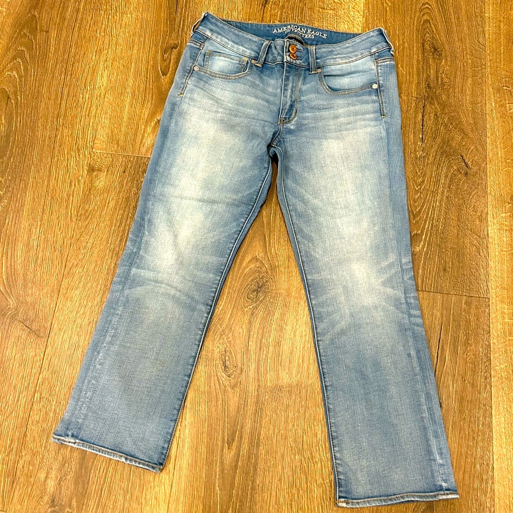 American Eagle Outfitters Light Blue Ankle Jeans